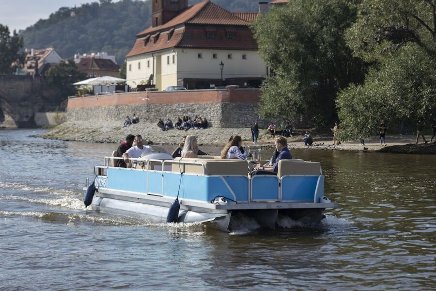 Prague: Beer Boat Tour - What One Hour Really Gives You