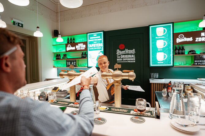 Prague Beer Pouring Class at Pilsner Urquell - Inside the Tapster Academy