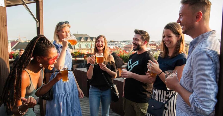 Prague: Local Pub Walking Tour with 5 Beers - Why this pub walk is a good introduction to Prague