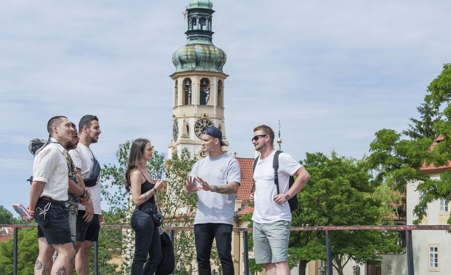 Prague: One Prague Tour with Local Food & Beer - Choose Between Prague Castle and Old Town