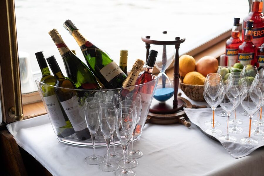 Prague: Private Beer Boat Cruise with Unlimited Beer - Key points to know before booking