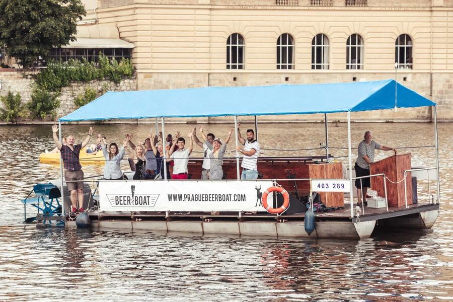 Prague: Private Cycle Boat River Tour with Beer or Prosecco - Practical advice before you book