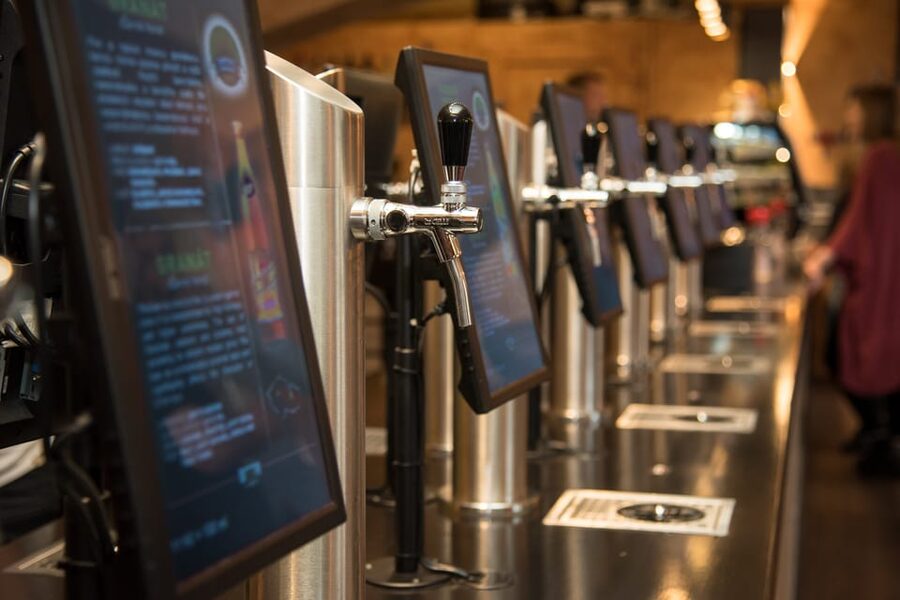 Prague: Self-Pour Czech Beer-Tasting Experience - Languages, access, and who should book
