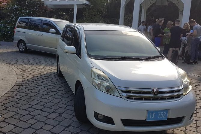 Private Airport Transfer From Uvf To All Resorts-Complimentary Beers & Water - Key points to know before booking