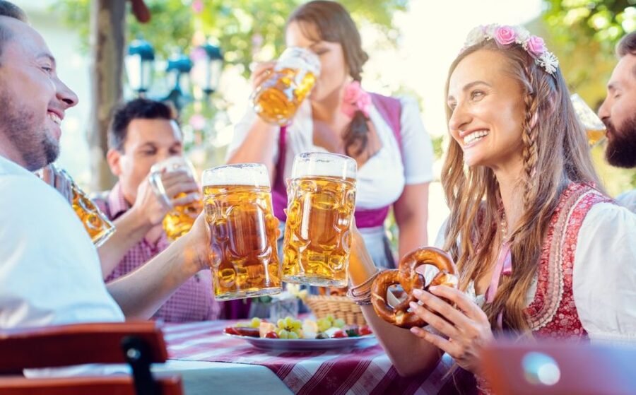 Private Beer Tasting Tour in Munich with Oktoberfest Museum - The 3-hour option: beer with Bavarian appetizers