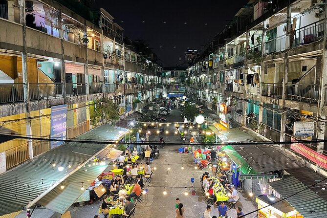 Private Craft Beer and Sightseeing Adventure Tour on Scooter in Ho Chi Minh City - What you actually eat and drink