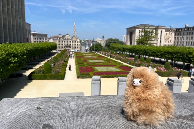 Private Day Trip Brussels from Paris with Chocolate/Beer Tasting - Manneken Pis and the charm of a tiny symbol