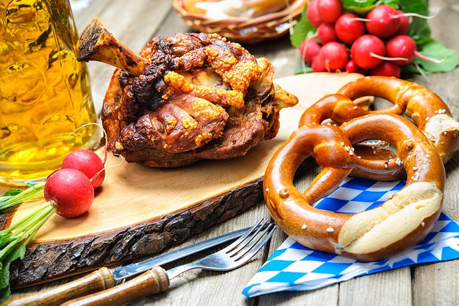 Private Munich Beer Hall Tour with 3-Course Meal & Beer Tastings - Quick stops near Hofbräuhaus and St. Michael Church