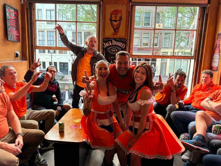 Private Red Light Tour City Center with Beer Maid Guide - Four bar stops with shows and group games