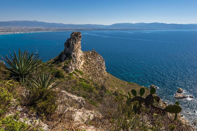Private Sella del Diavolo Tour: Snorkeling, GoPro, and Beer - Who should book this experience