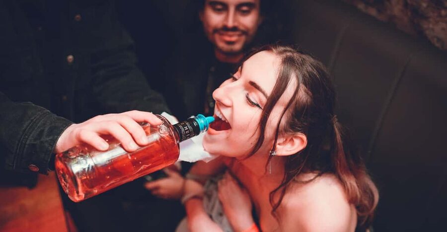 Pub Crawl 1hr Unlimited Beer + Vodka then Clubs in Katowice - Key points to know before you book
