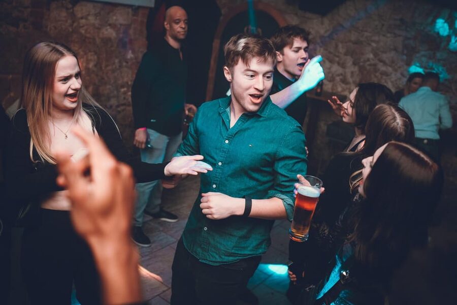 Pub Crawl 1hr Unlimited Beer + Vodka then Clubs in Katowice - Practical ways to make the evening better
