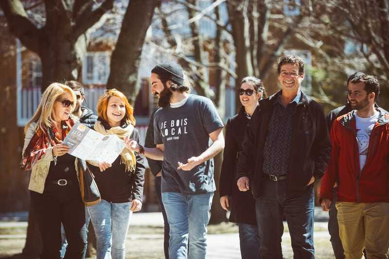 Quebec City: Craft Brewery and Beer Tasting Tour - How the guiding affects the experience