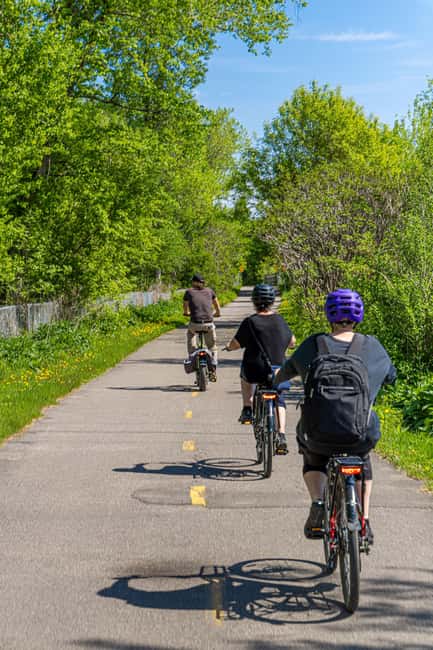 Quebec City: Montmorency Falls and Microbrewery eBike Tour - A quiet pause at Domaine de Maizerets