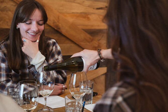 Queenstown: Afternoon Wine & Beer Tour with Platters - The 3 p.m. departure and small-group ride