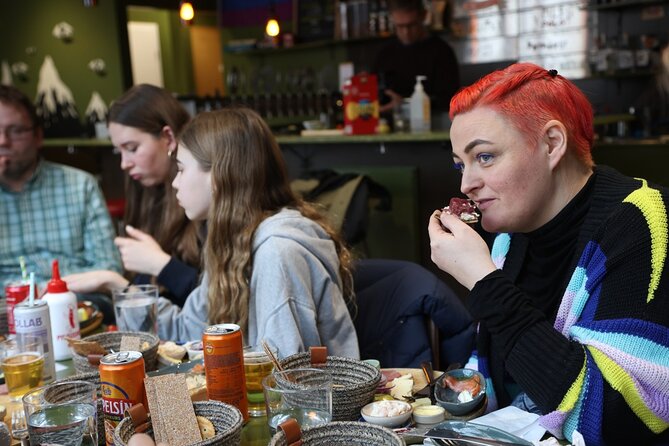 Reykjavik Food Tour - Supermarket Tour & Lunch at Microbrewery - A small group with room for questions