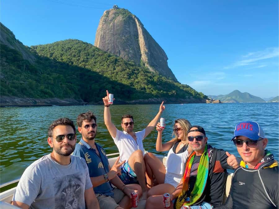 Rio de Janeiro: SpeedBoat Tour - Beach Tour with Beer - Key points at a glance