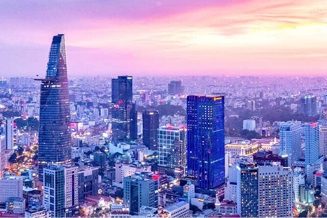 Saigon After Dark With Seafood, Beer & Live Music Bar - First Bowl: Bun Bo at Bun Bo Xua