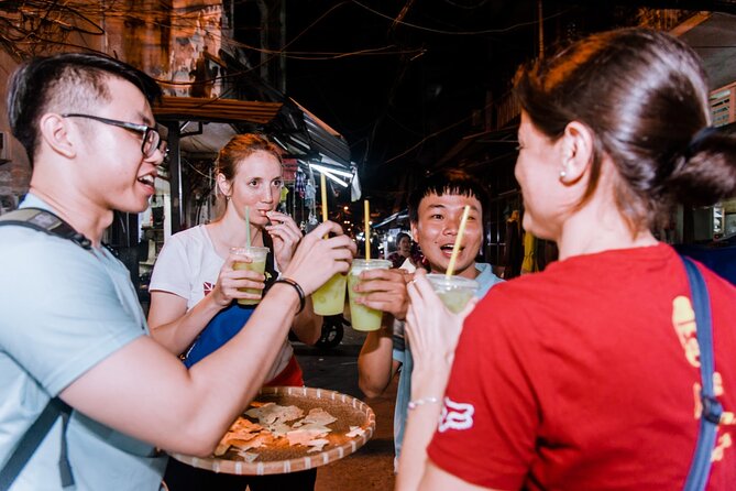 Saigon After Dark With Seafood, Beer & Live Music Bar - A Stop at the Thich Quang Duc Monument