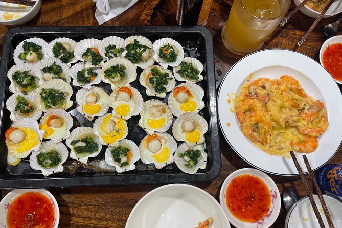 Saigon Night Craft Beer and Street Food By Scooter and motorbike - Riding through Ho Chi Minh City after dark