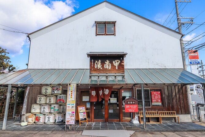 Sake Brewery and Japanese Life Experience Tour in Kobe - What the private format adds