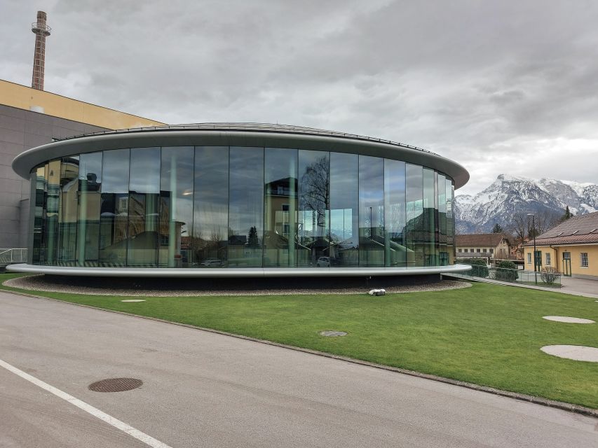 Salzburg: Stiegl Brewery Tour with Beer Tasting - What the guides add to the experience