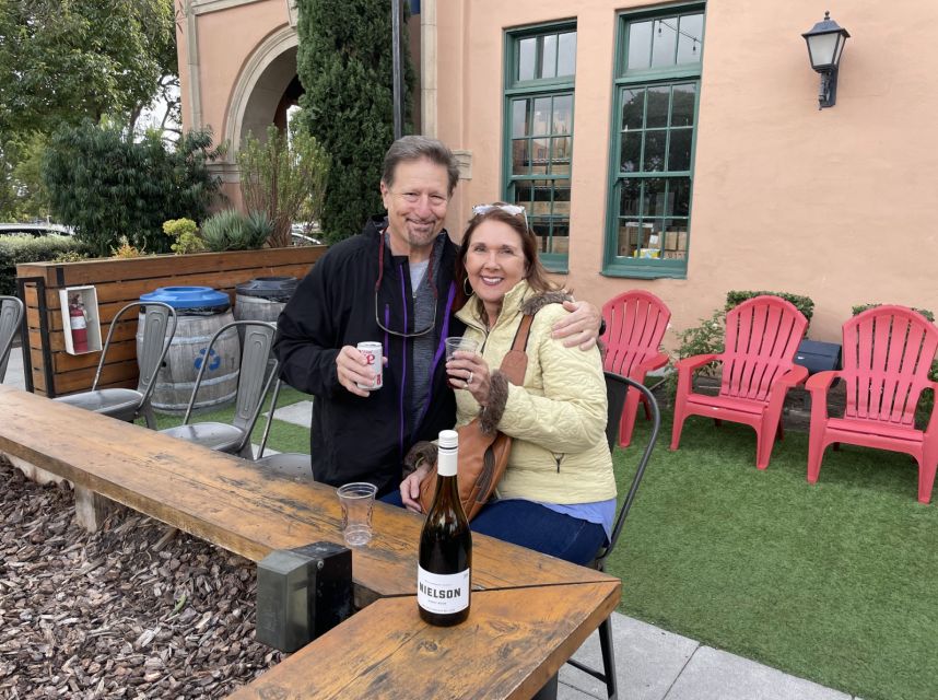 San Diego: Brewery and Tap Room Sidecar Tour - Meeting your guide at Hotel Circle