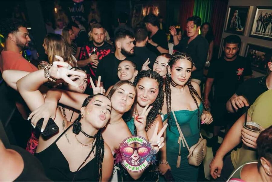 Sarande: Pub Crawl & Boat Party, 6 Shots, 1 Beer Club Entry - Taking the party onto the boat
