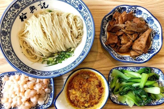 Secret Noodle and Wonton in Shanghai Alleyways with Local Beer - Beer, soybean milk, and the best departure time