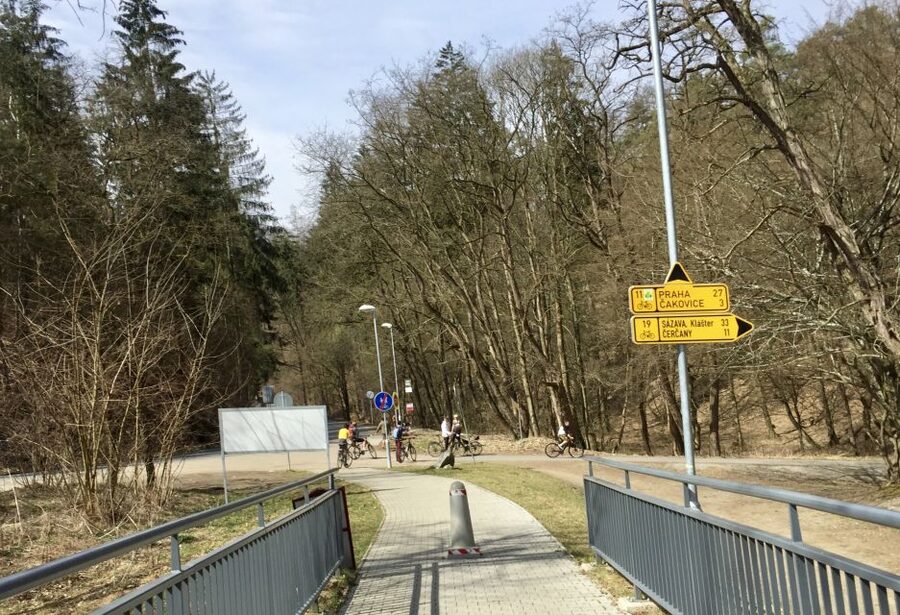 Self-Guided Bike Tour to Unetice Brewery - The Únětice Stream Valley and the return route