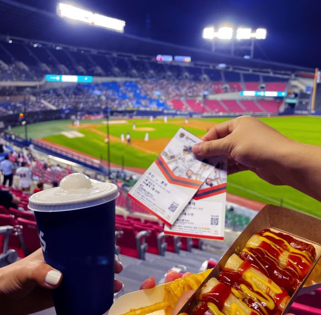 Seoul: Jamsil Baseball Stadium Game Ticket with Dinner& Beer - Rain, postponements, and the limits of the plan