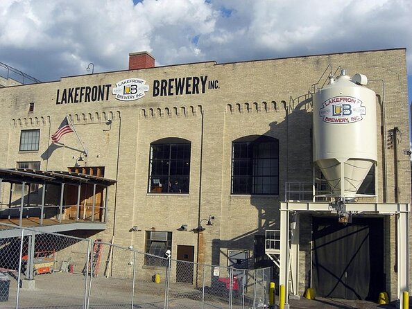 Sip of Milwaukee Guided Brewery Tour with Snack - Key points to know before booking