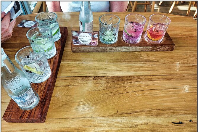 Small group - Beer, Wine, Cider and Gin Tour - 5.0 - 5.5 hours - Cheese, bread, and a break between pours