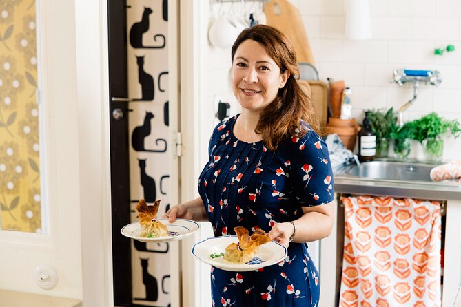 Soufflé Class & Brasserie Lunch with Champagne in Parisian Home - Why the home setting matters