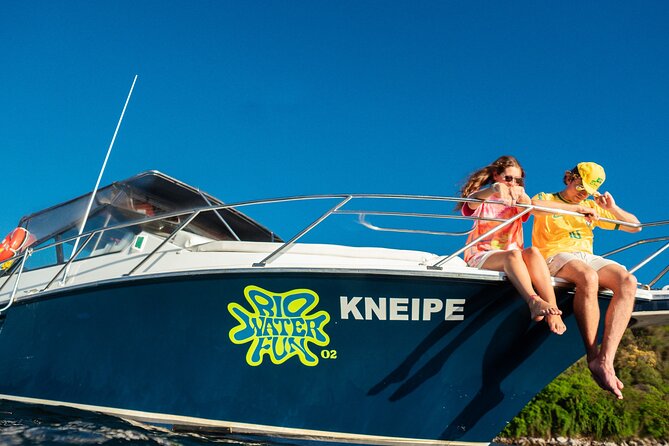 Sunset Boat Tour with Beer, Water, Soda and Snacks included - Who will enjoy this Rio sunset cruise?