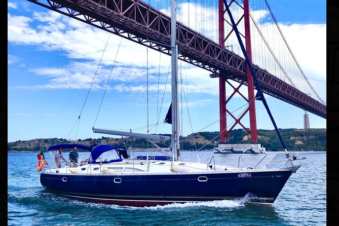 Sunset sailboat tour in Lisbon with green wine - MAAT and the modern waterfront