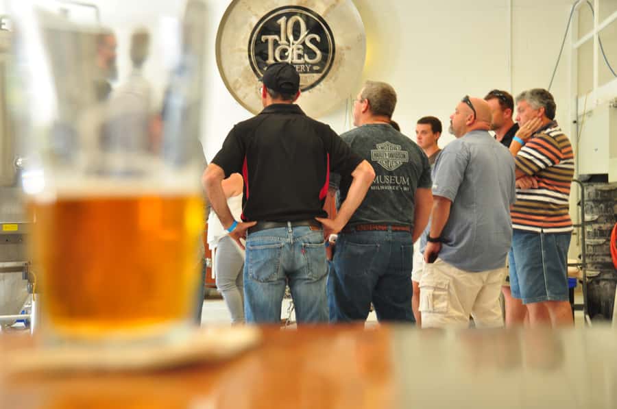 Sunshine Coast: Brewery Tour with lunch - Pickup Is Easy, but the Finish Is in Mooloolaba
