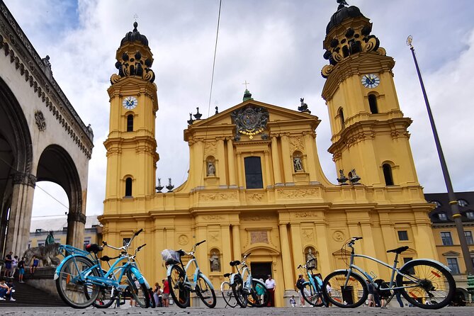 Superior E-Bike Tour incl. 3rd Reich Sites & a beer Garden Stop - Schwabing and the English Garden bring a different side of Munich