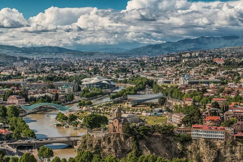 Tbilisi: Sightseeing Tour, Wine or Beer Tasting, & Cable Car - Walking down to Leghvtakhevi
