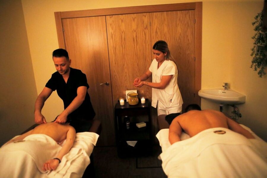 Tenerife: Beer Spa Experience with Tastings and Snacks - Starting in the warm beer Jacuzzi