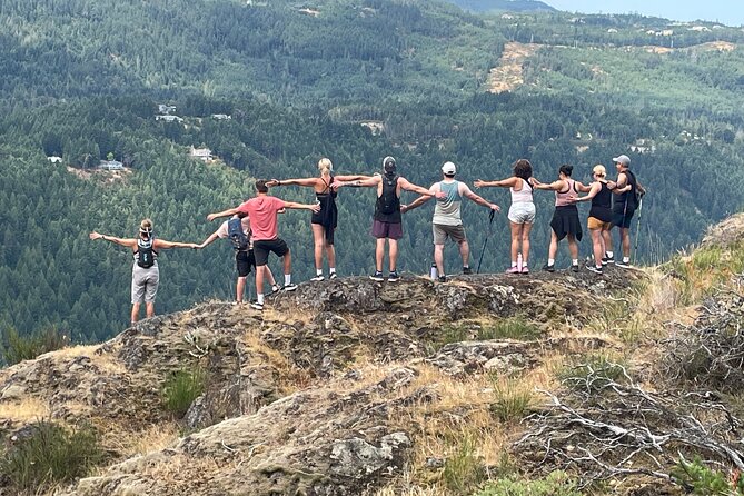 Twigs, Trails, Ales and Tall Tales - The pub finish: beer, food, and trail stories