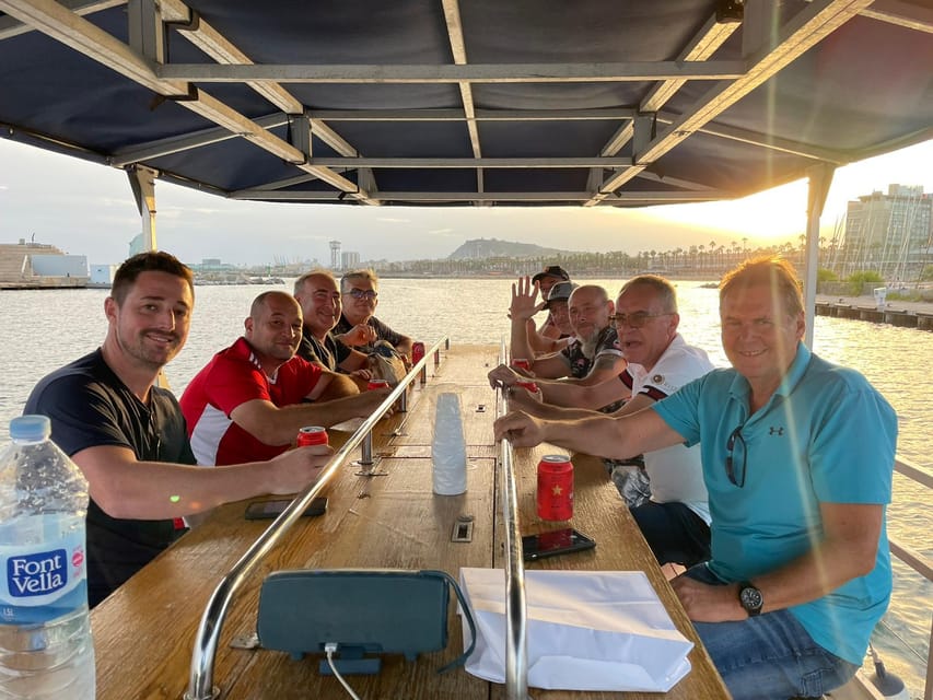 Valencia: Water Beer Bike Tour - Three drinks, music, and a private deck