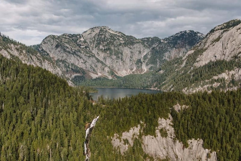 Vancouver: Helicopter Tour with Backcountry Beer Tasting - Key Points at a Glance