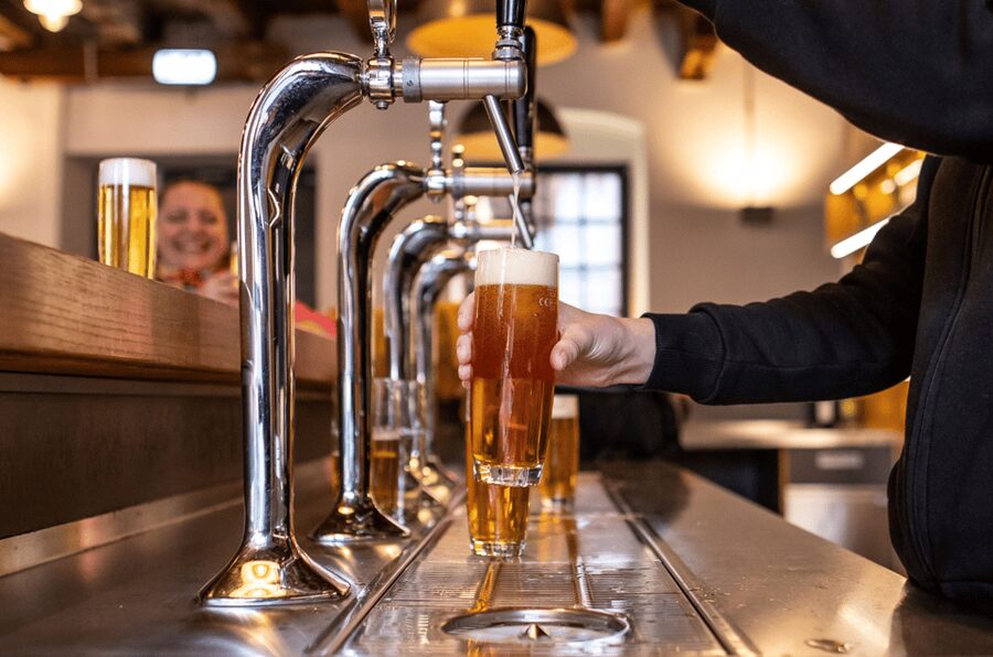 Vienna: Guided tour of the Ottakringer brewery - Starting at the Ottakringer forecourt