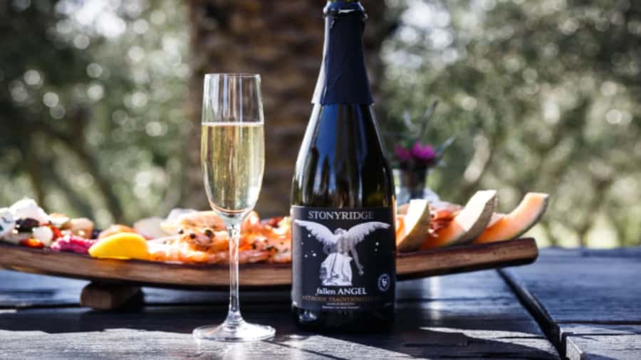 Waiheke: Scenic Taste and Graze Tour with Wine, Whisky, Beer - Starting at Matiatia Ferry Terminal