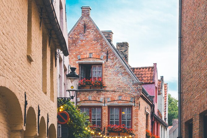 Walking tour of Bruges with boat option and/or beer tasting - Gruuthuse and the people who shaped Bruges