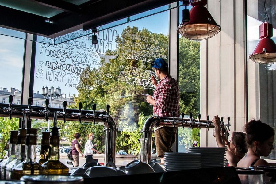 Warsaw: Guided Craft Beer Tour with a Friendly Guide - The guide makes or breaks the evening