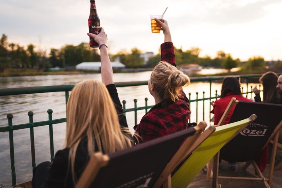 Wrocław: Polish Craft Beer Walking Tour with Tastings - Wrocław’s pub culture with a local guide