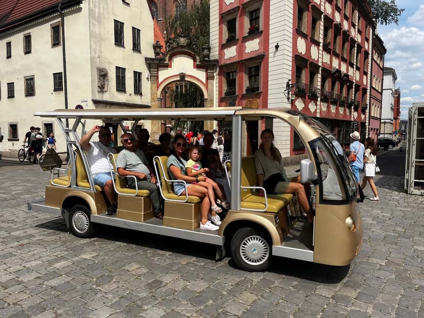 Wroclaw: Private UNLIMITED beer incl. City Tour By Golf Cart - Starting near St. Elizabeth’s Church and the Old Town