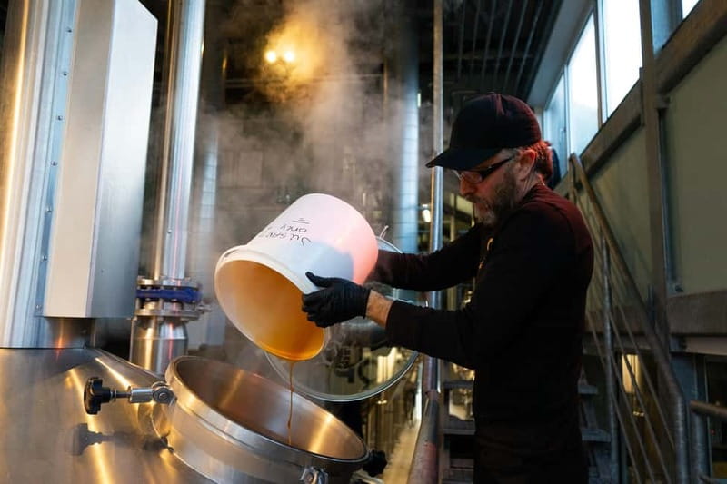 Zaanse Schans: Brewery HOOP Tour and Tasting - A brewery stop in Oud-Zaandijk, not a windmill tour